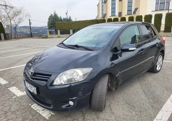 toyota auris małopolskie Toyota Auris cena 23900 przebieg: 207452, rok produkcji 2011 z Piotrków Trybunalski